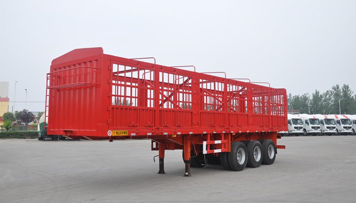 LHY9406CCY倉柵式運輸半掛車(圖1)